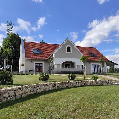 Villa Tilia Vászoly Zewnętrze zdjęcie